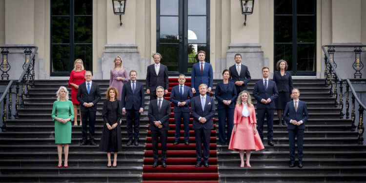 The Netherlands’ New Cabinet: Challenges and Controversies in Dutch Politics?