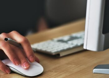 Are you looking for high-paying jobs for women in India, or what are the fields where working women are earning high-paying jobs?