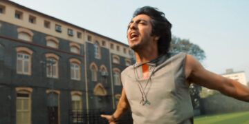 Mohit Suri makes a stunning comeback with Saiyaara, hitting ₹220 crore worldwide and launching new stars. Read Udita Goswami's emotional tribute to the hit filmmaker.